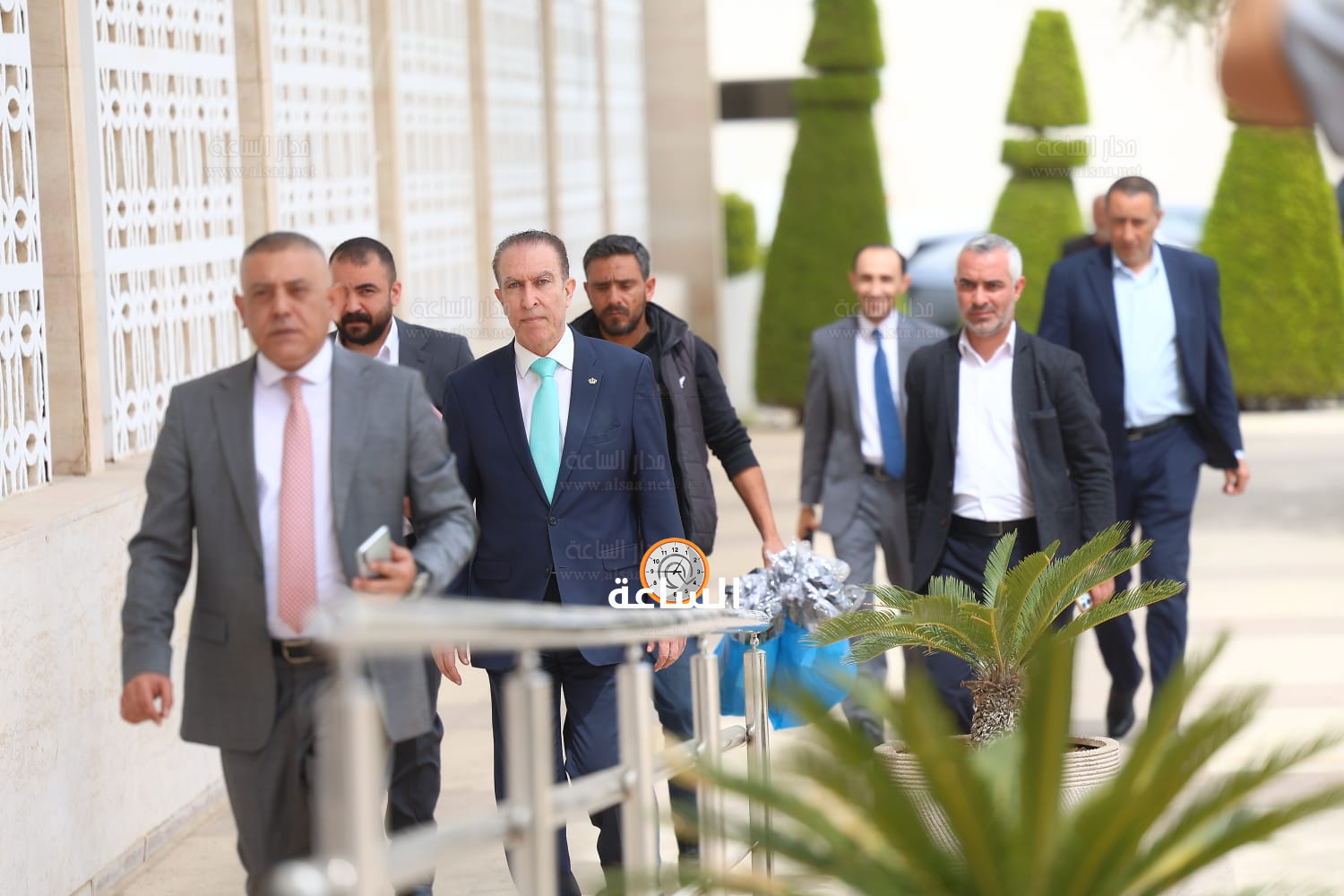 Madar Al-Saa Images 0.42417908929983417