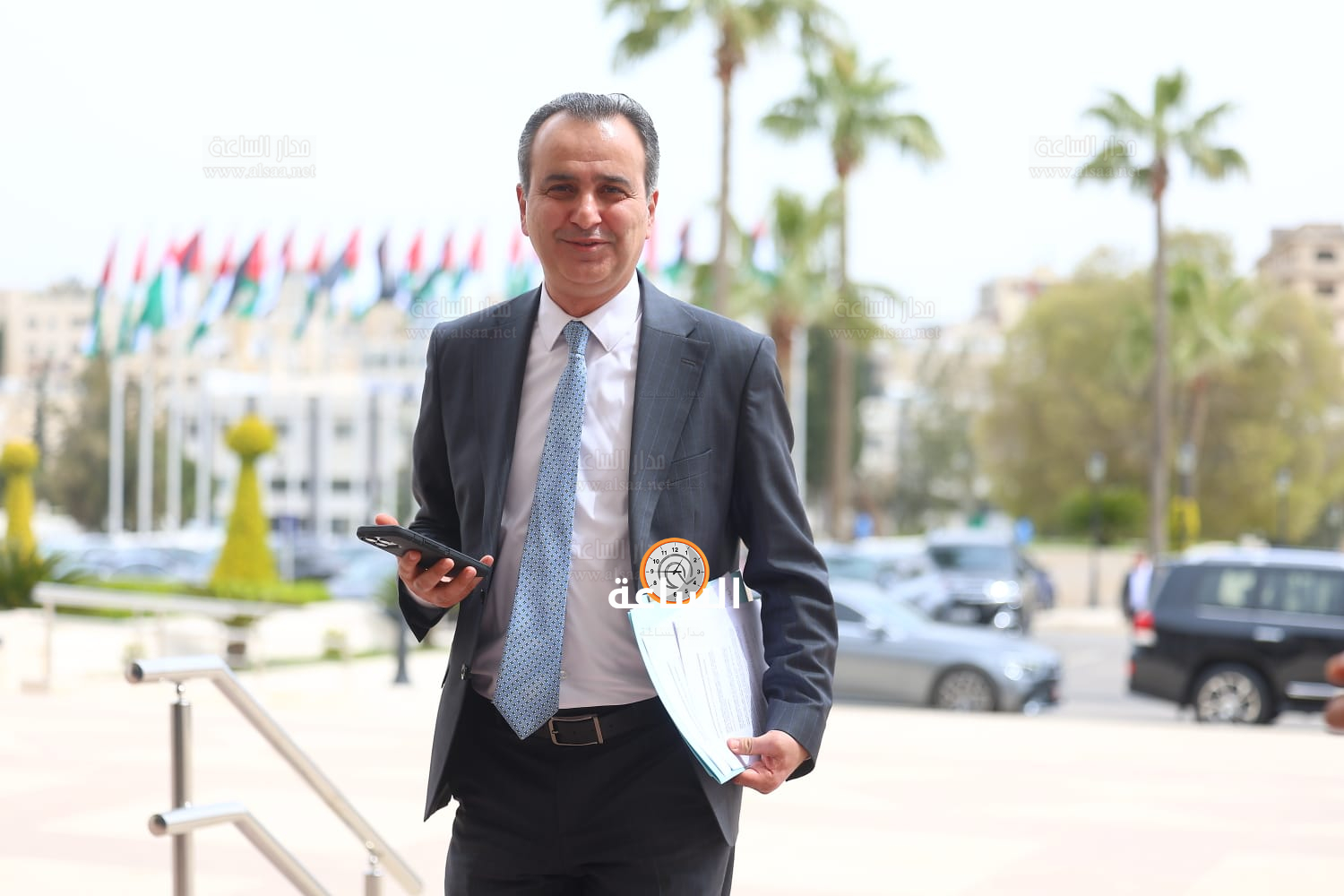 Madar Al-Saa Images 0.0005122584822128129