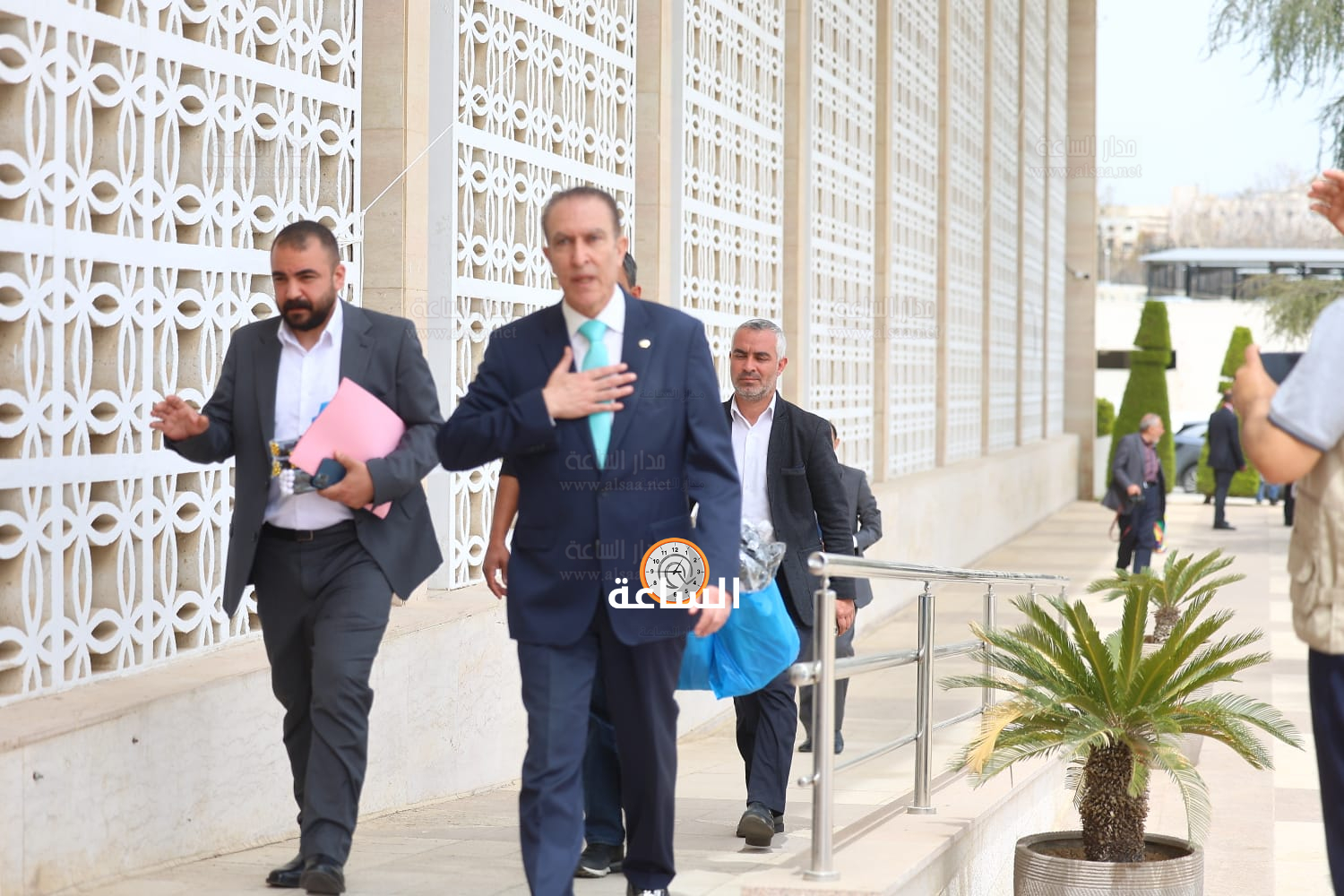 Madar Al-Saa Images 0.009350700655730959