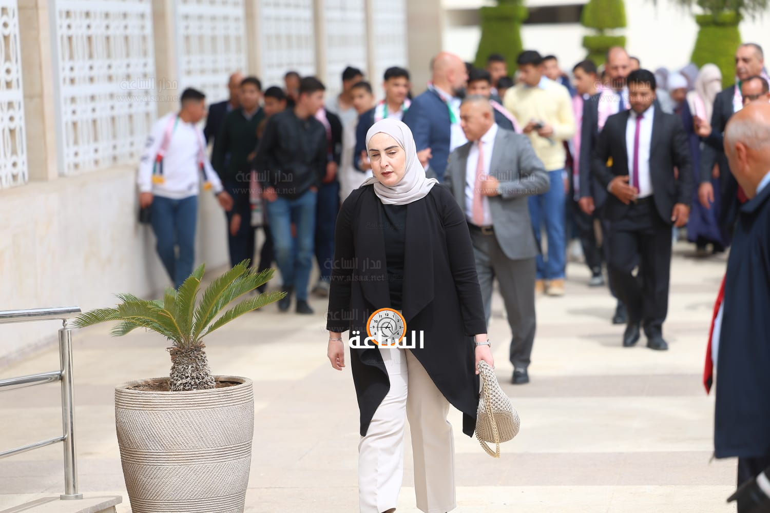 Madar Al-Saa Images 0.32206537746047514