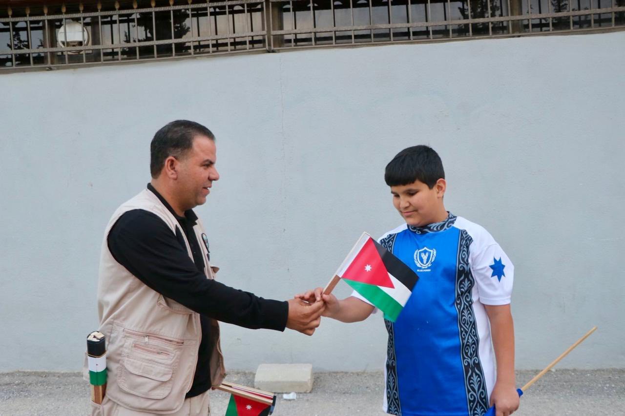 Madar Al-Saa Images 0.467713879816507