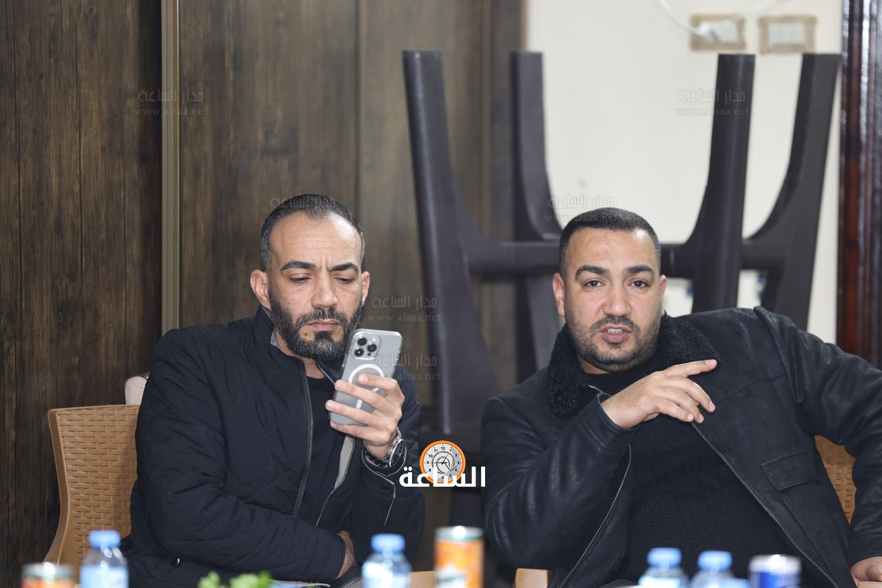 Madar Al-Saa Images 0.07385252737638726