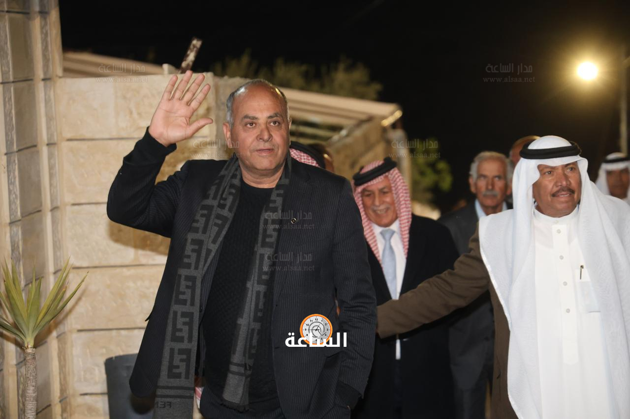 Madar Al-Saa Images 0.20215710082506733