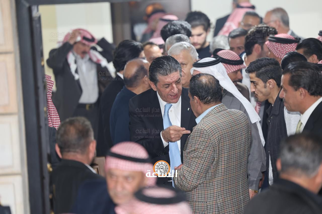 Madar Al-Saa Images 0.4372174764511485