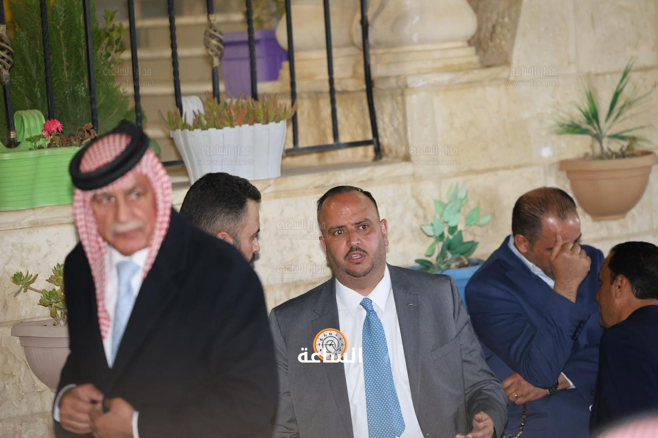 Madar Al-Saa Images 0.1769353785231511