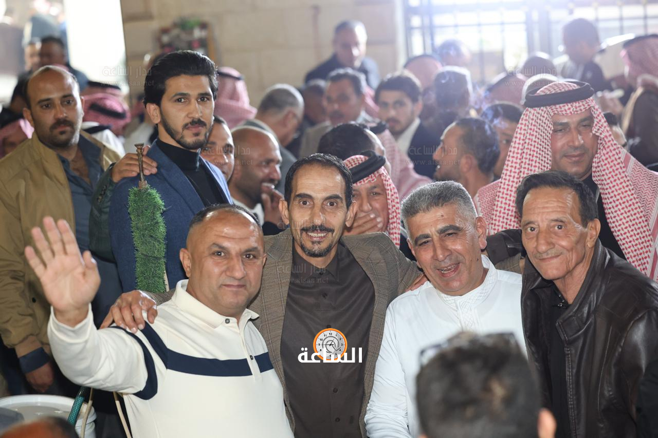 Madar Al-Saa Images 0.2327514792526154