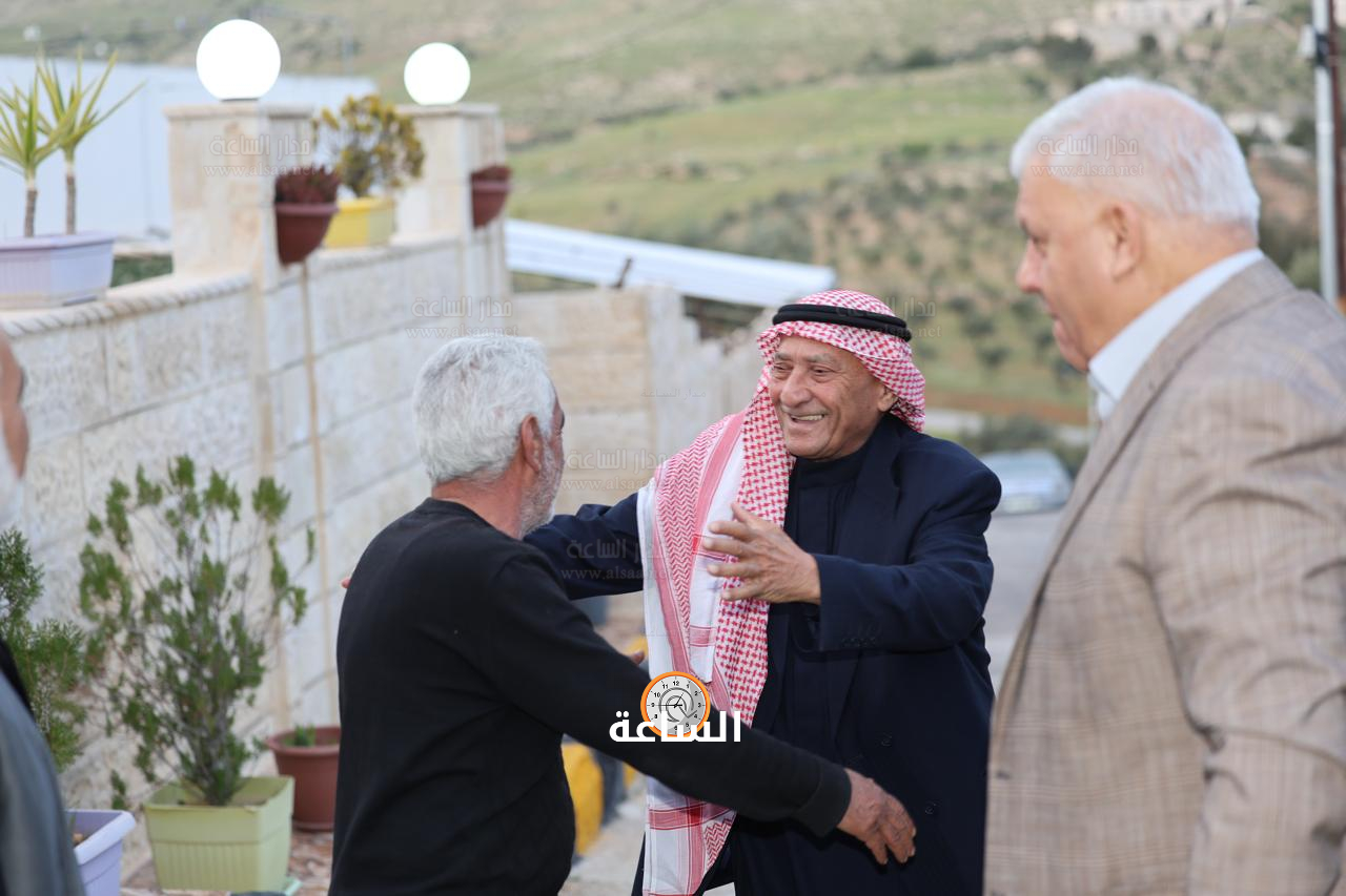 Madar Al-Saa Images 0.35993233550971415