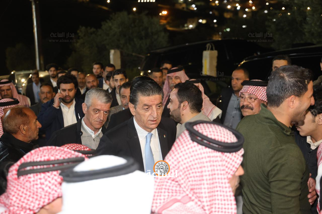 Madar Al-Saa Images 0.2966157447711889