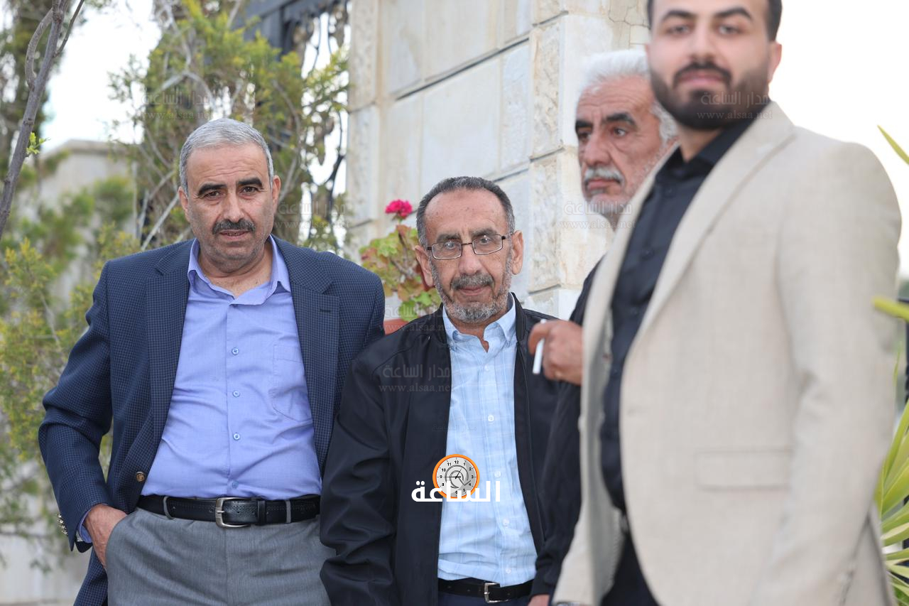 Madar Al-Saa Images 0.7566078359250515