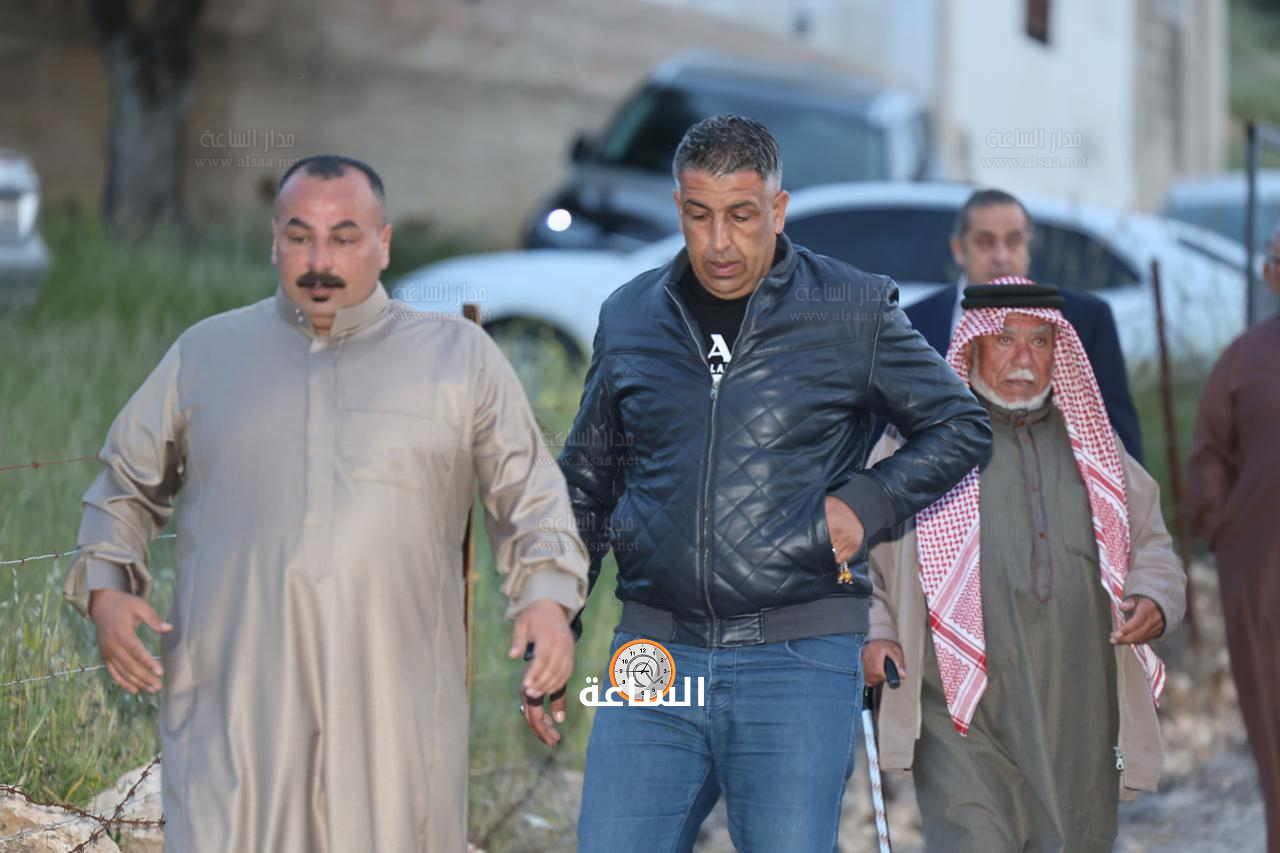 Madar Al-Saa Images 0.8798910124800261