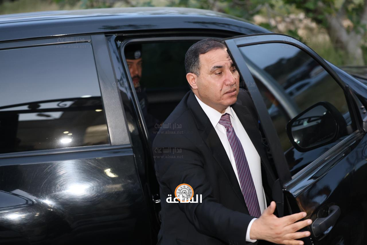 Madar Al-Saa Images 0.4983583227189622