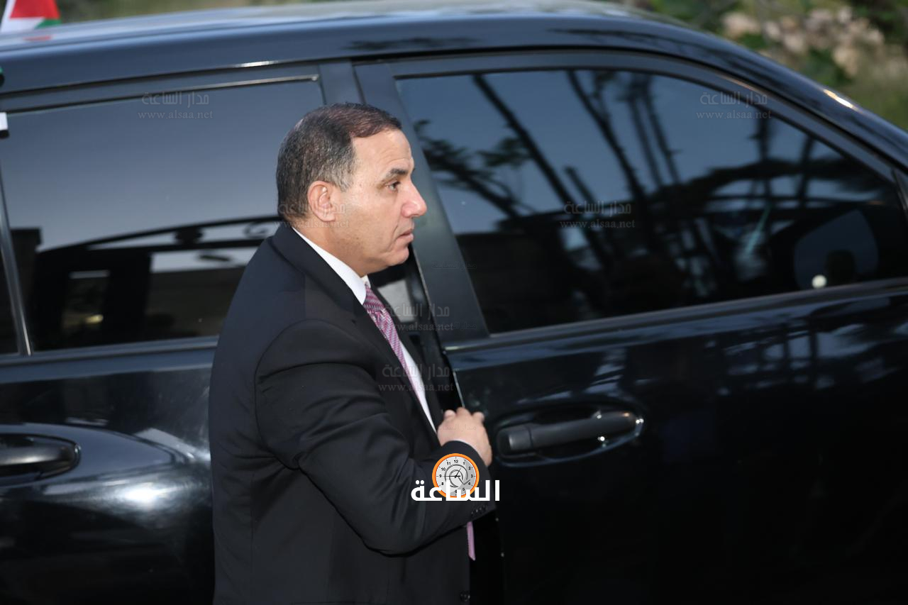 Madar Al-Saa Images 0.4282823740035262