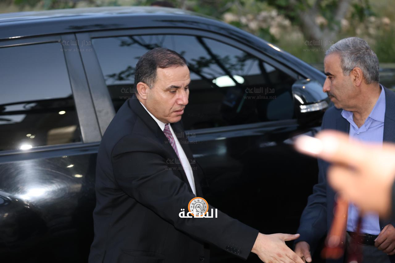 Madar Al-Saa Images 0.11858844025896886