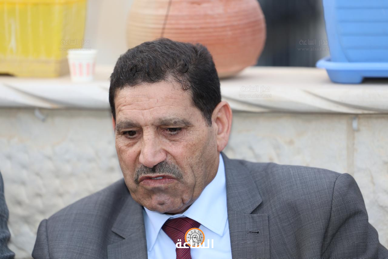 Madar Al-Saa Images 0.49120636420870056