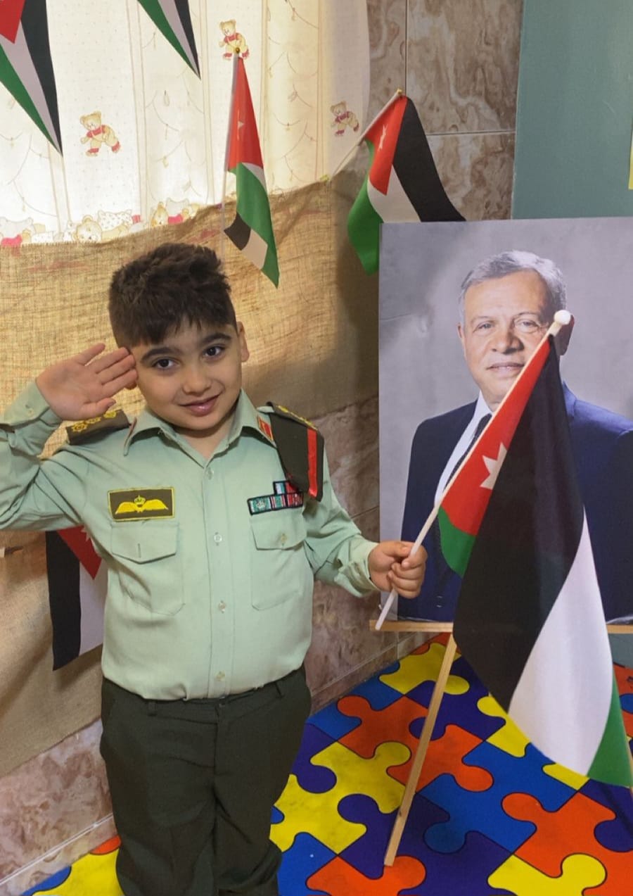 Madar Al-Saa Images 0.9415637058422571