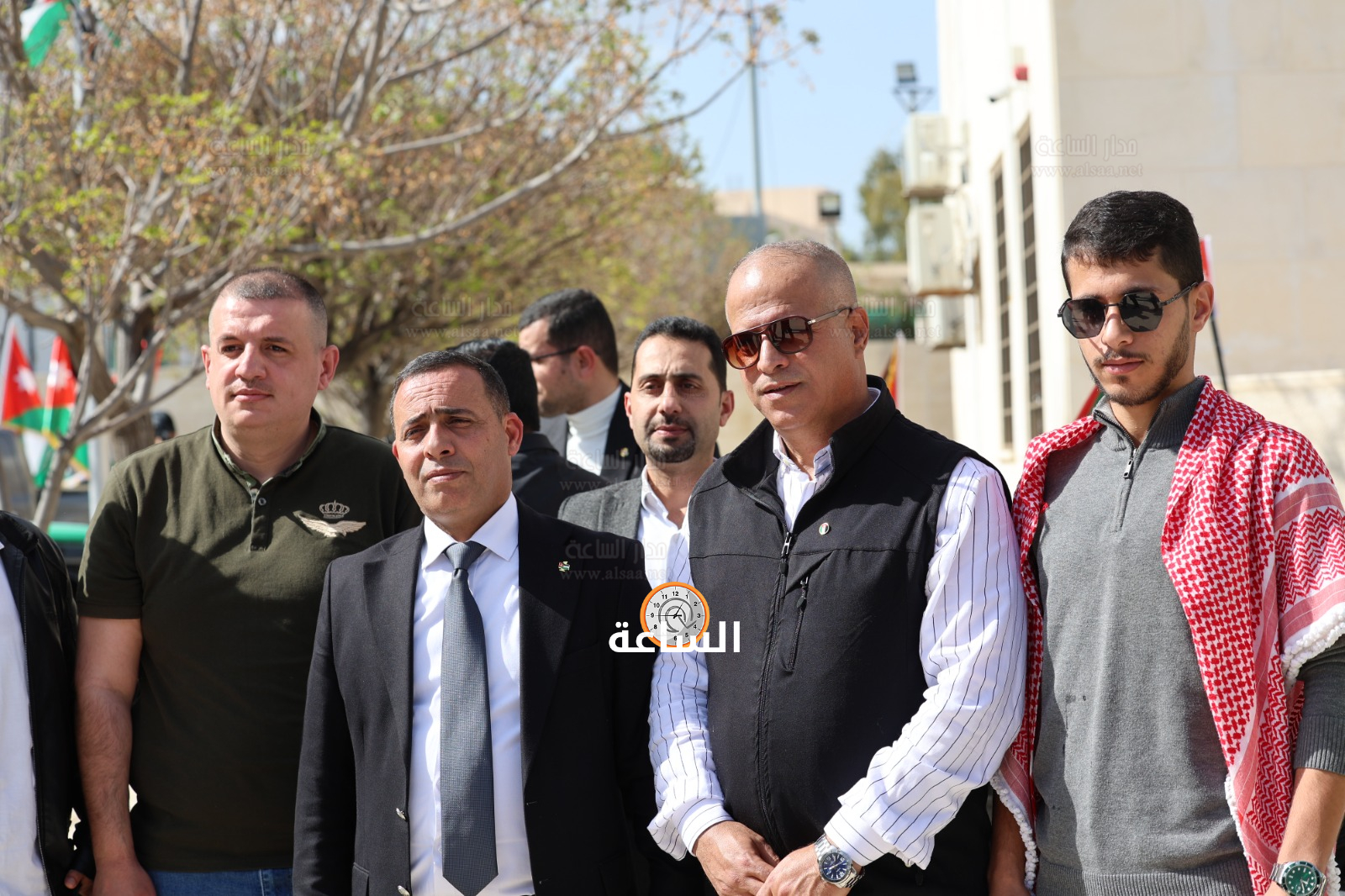 Madar Al-Saa Images 0.03425305391811129