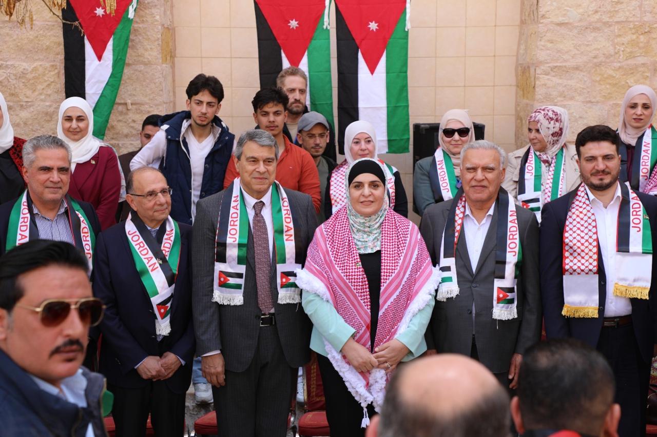 Madar Al-Saa Images 0.0898780444062558