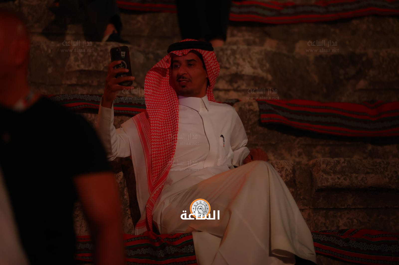 Madar Al-Saa Images 0.9923190661929283