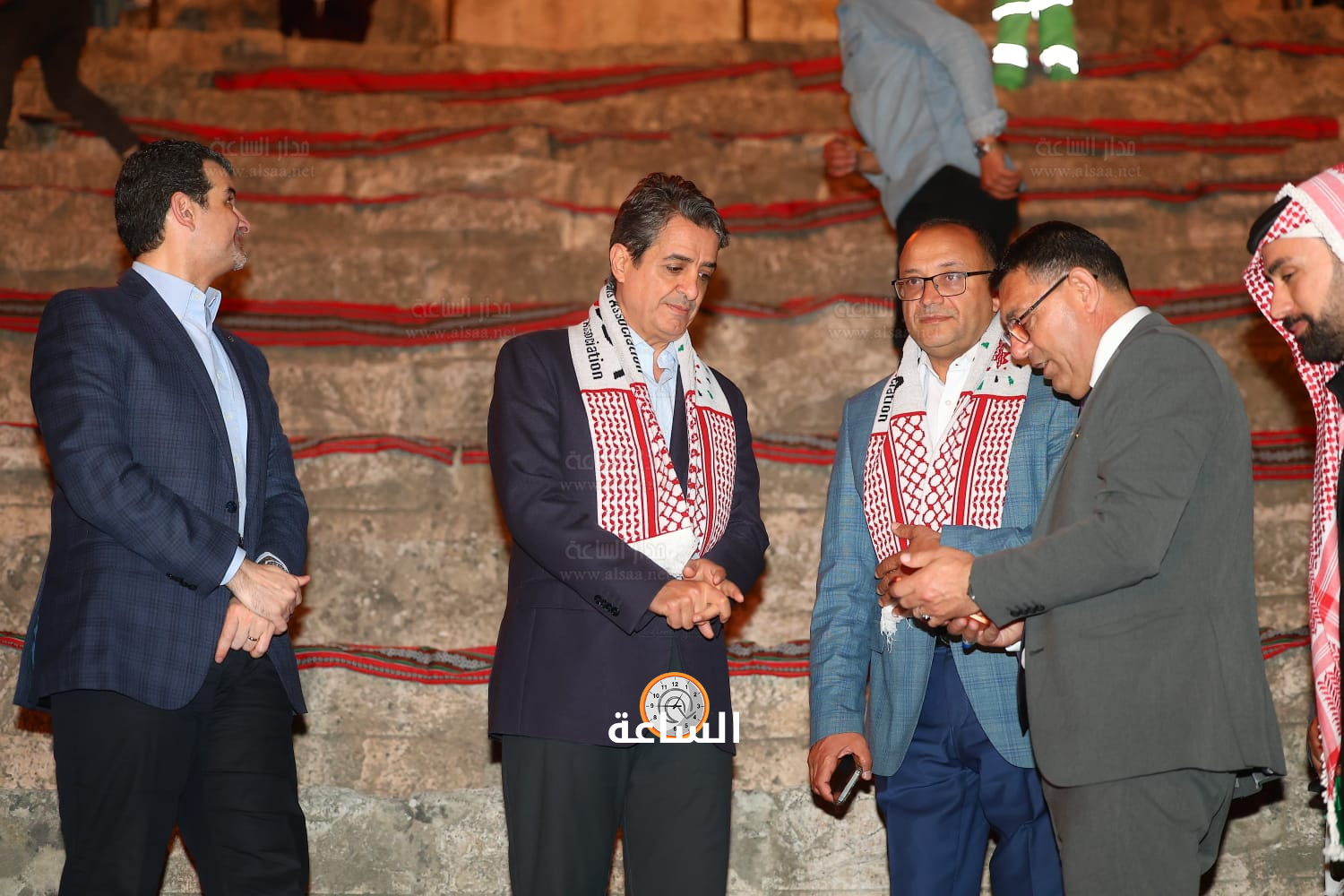 Madar Al-Saa Images 0.002290136764169559