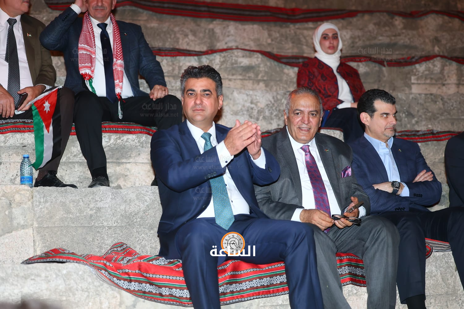 Madar Al-Saa Images 0.4399115354844566