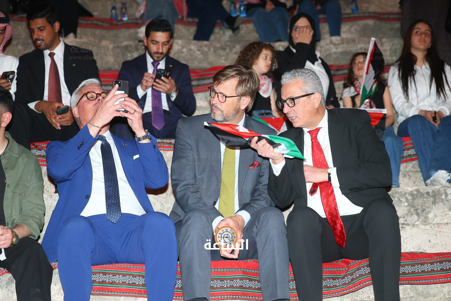 Madar Al-Saa Images 0.9080434496007684