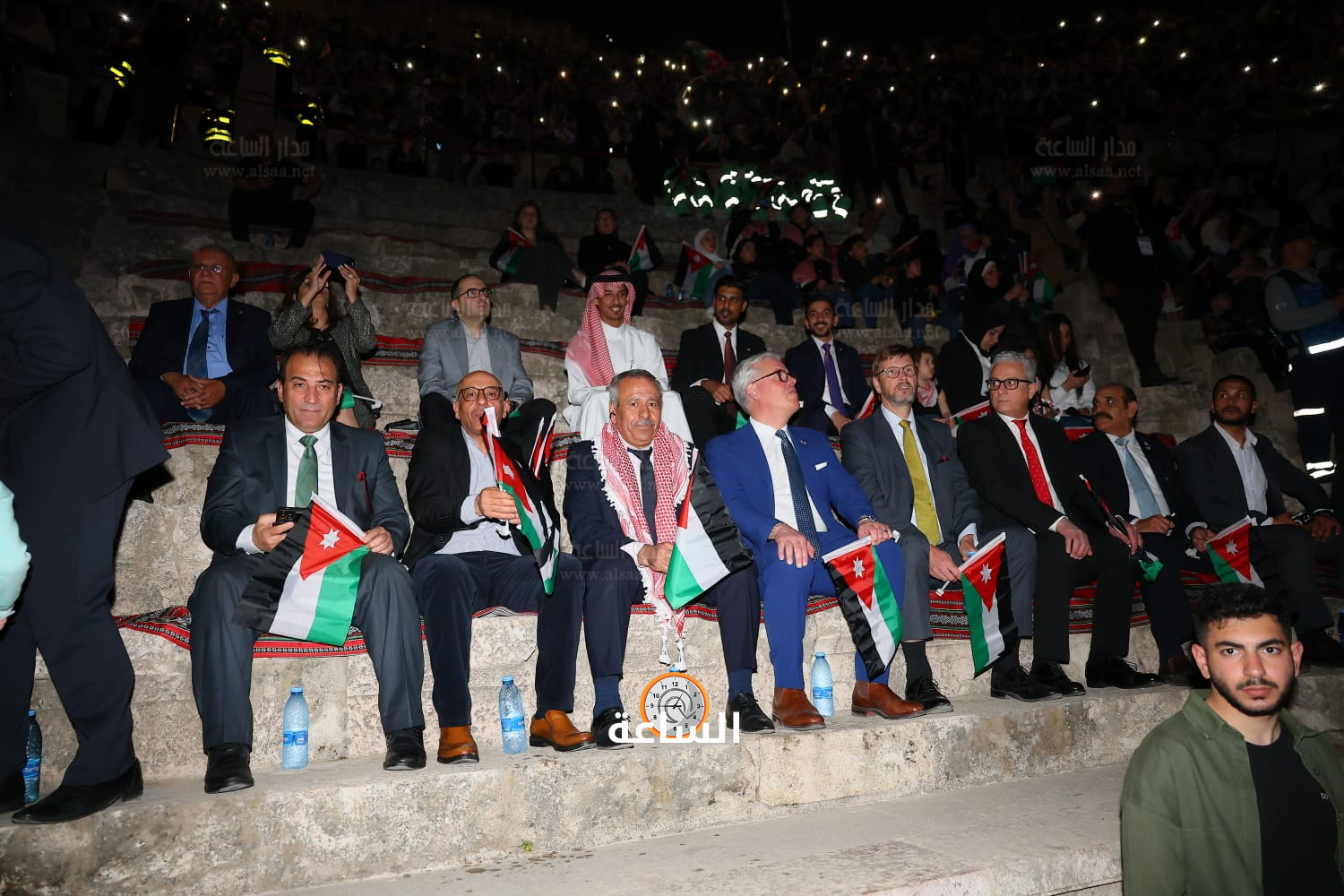 Madar Al-Saa Images 0.9992859558226399