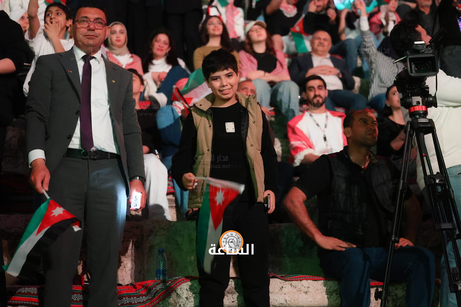 Madar Al-Saa Images 0.25245822348868197