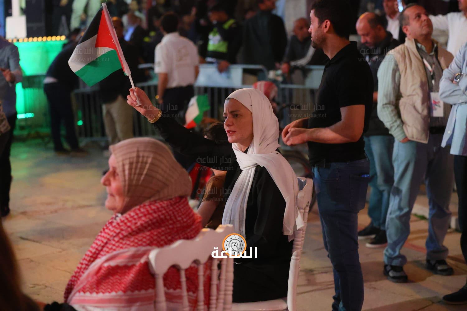 Madar Al-Saa Images 0.17487475129019225