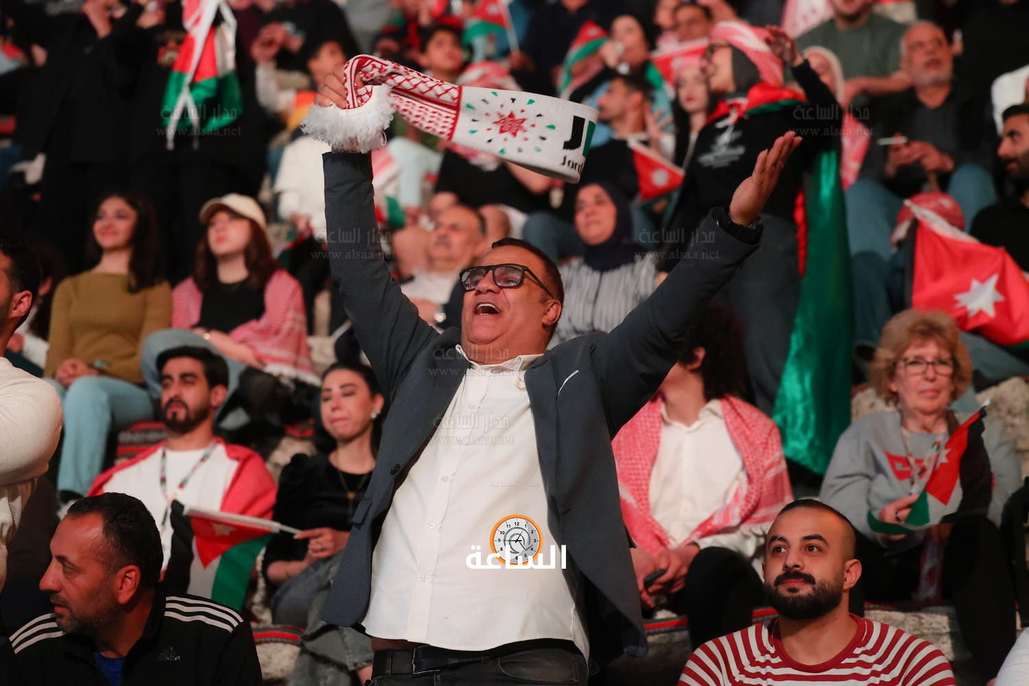 Madar Al-Saa Images 0.584015511316795