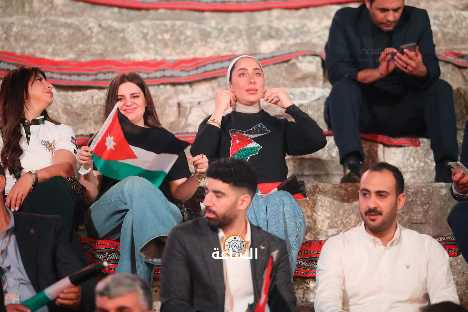 Madar Al-Saa Images 0.9329858276360184