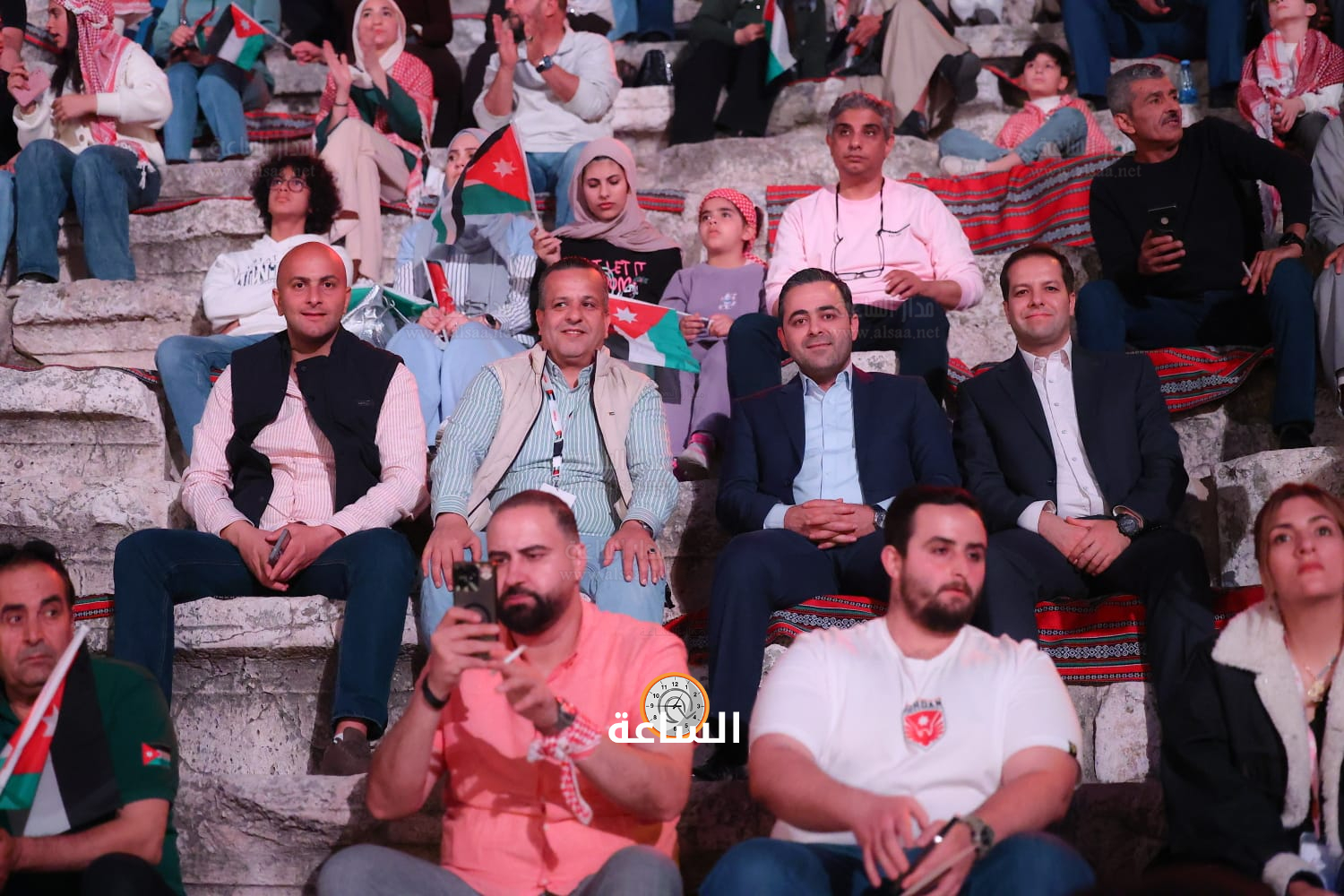 Madar Al-Saa Images 0.916522134990428