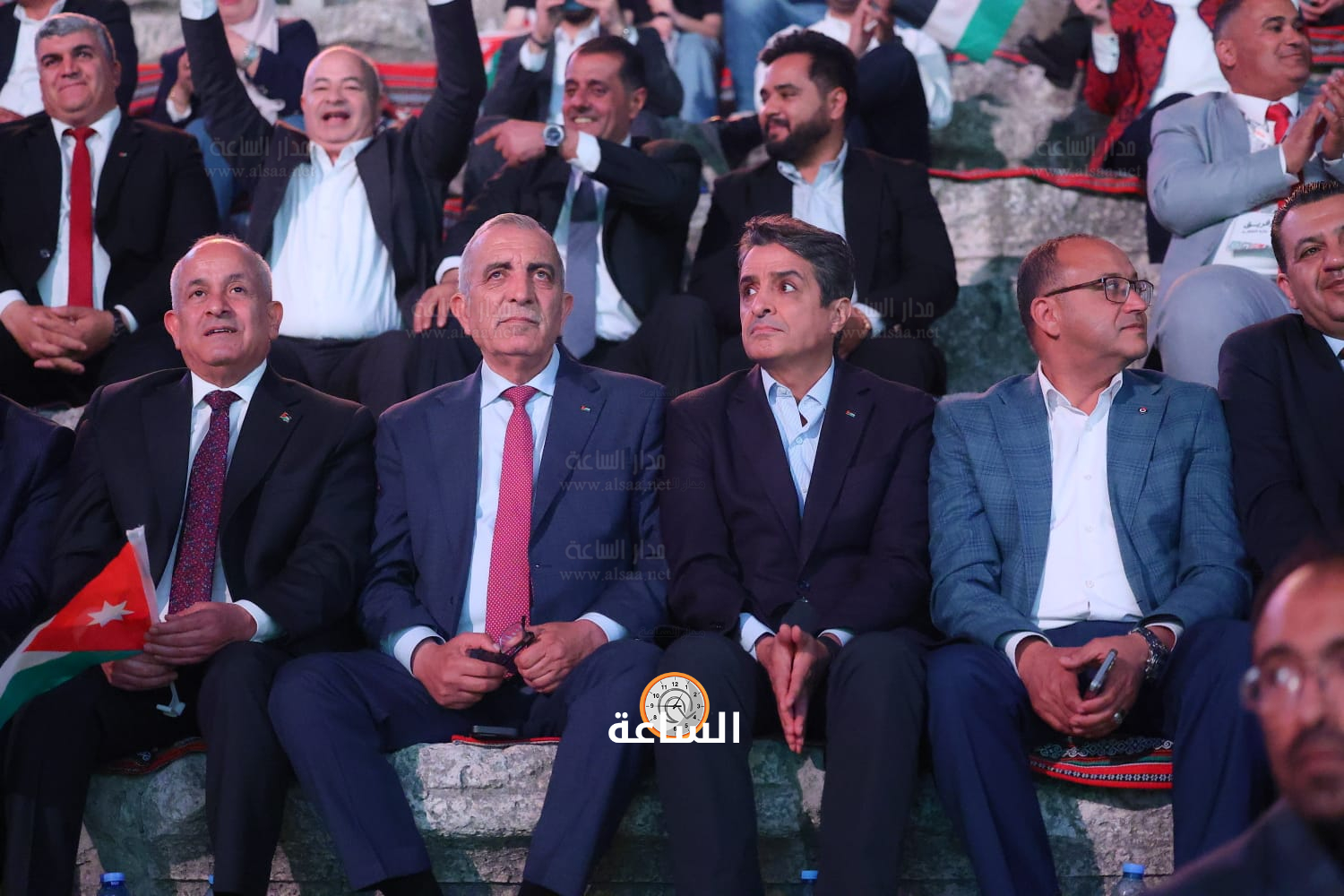 Madar Al-Saa Images 0.8971149562214531