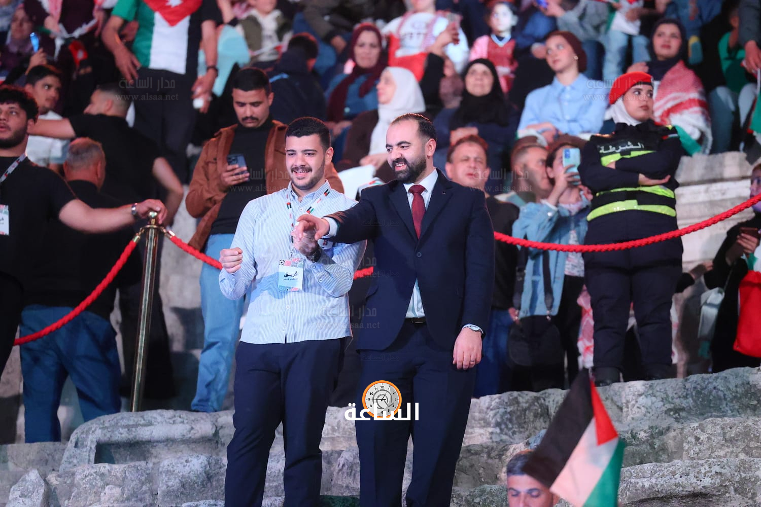 Madar Al-Saa Images 0.4508115685328713