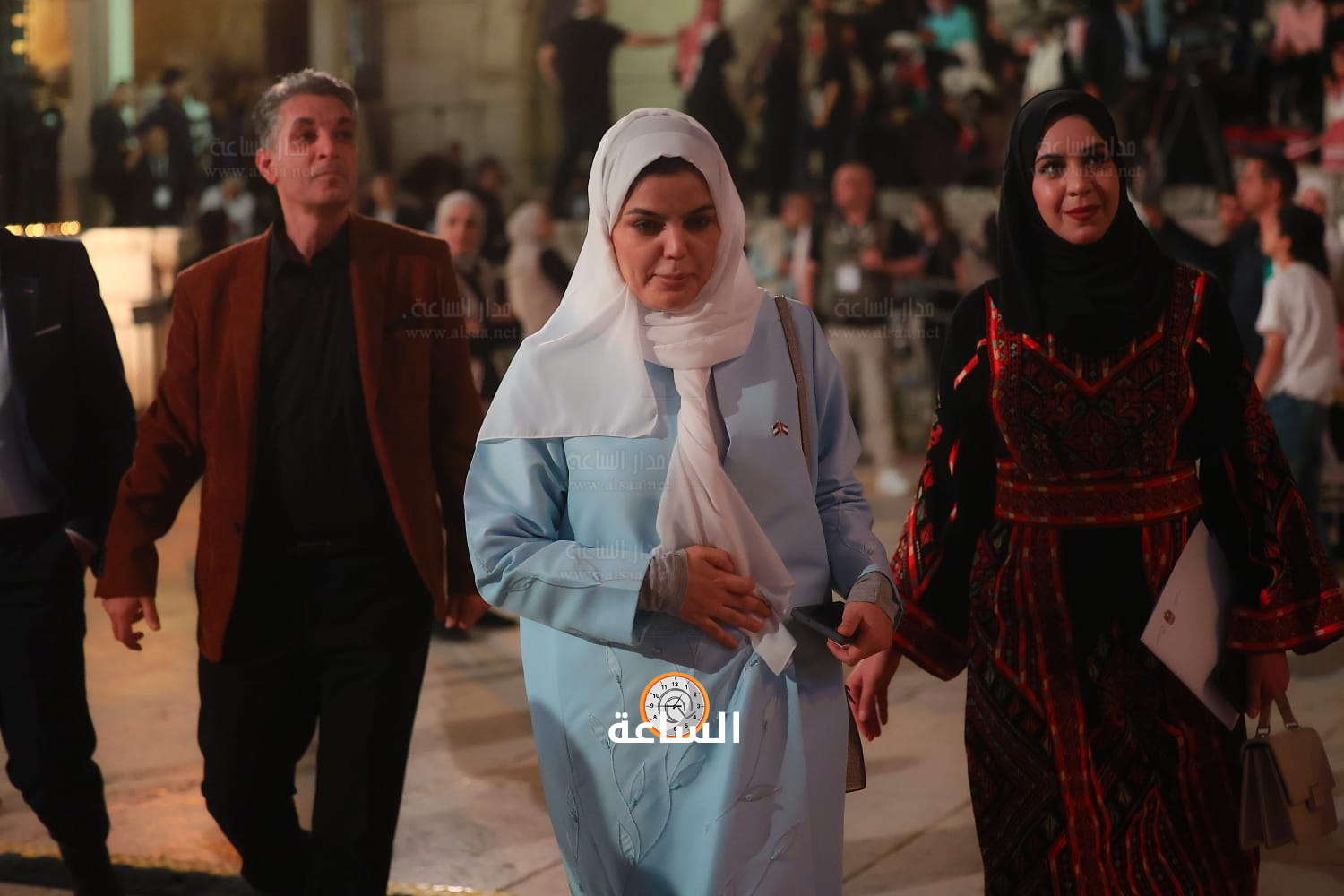 Madar Al-Saa Images 0.6765916235429384