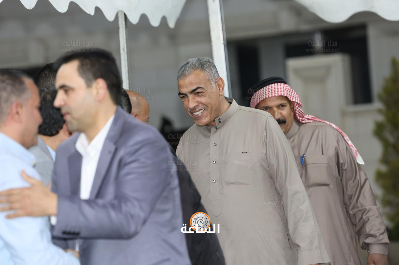 Madar Al-Saa Images 0.7838065674075954