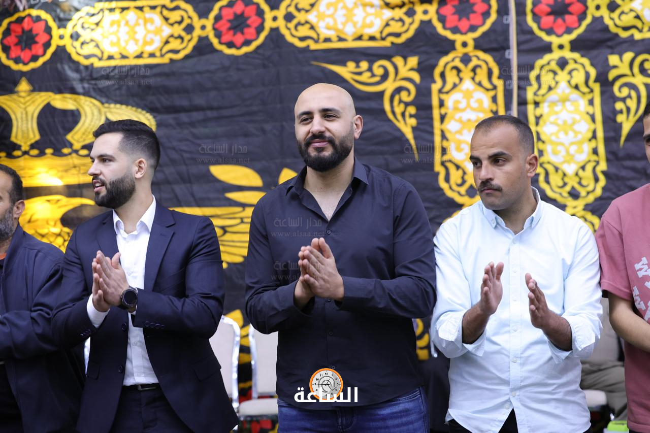 Madar Al-Saa Images 0.7473749360189734