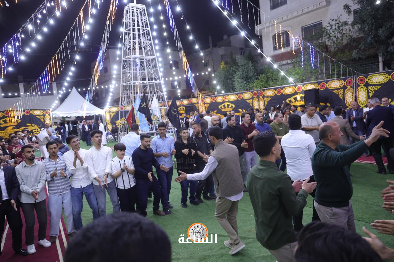 Madar Al-Saa Images 0.7452105198749233