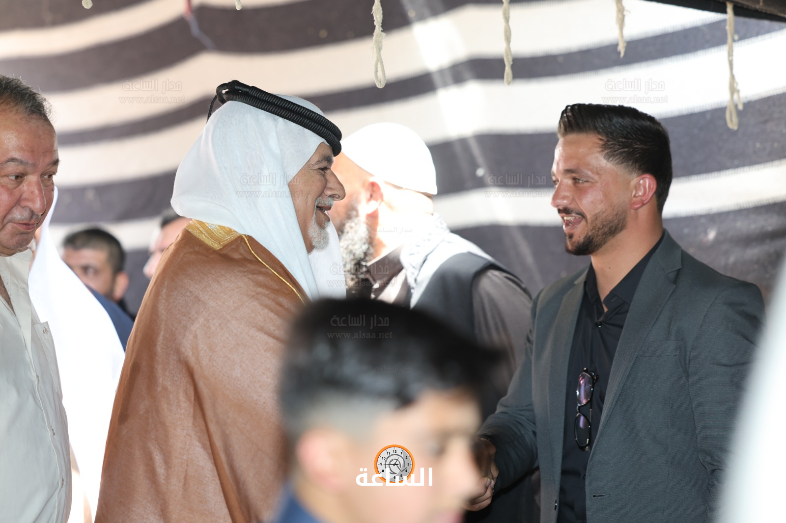 Madar Al-Saa Images 0.8852220563127289