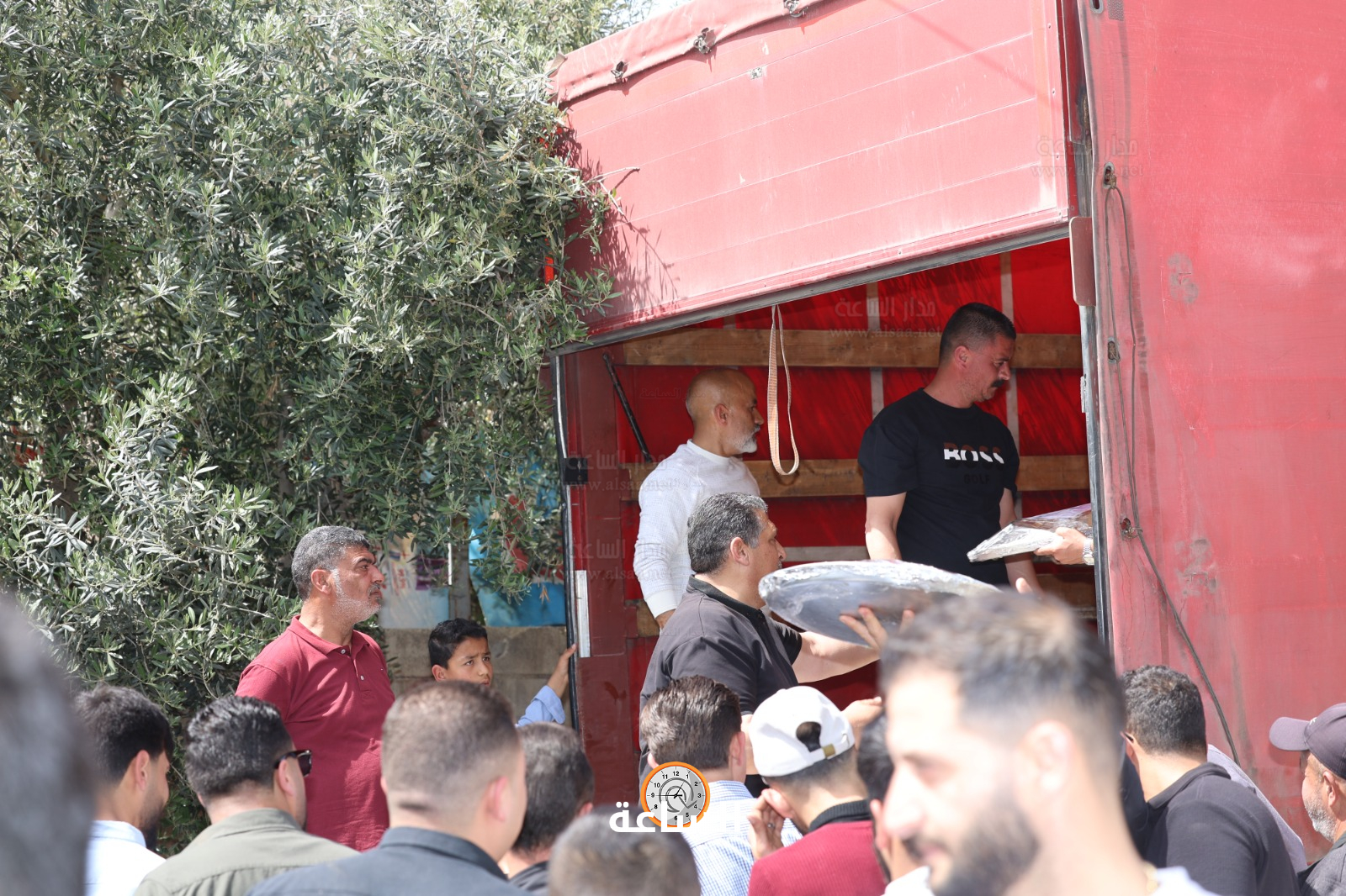 Madar Al-Saa Images 0.387120603939932