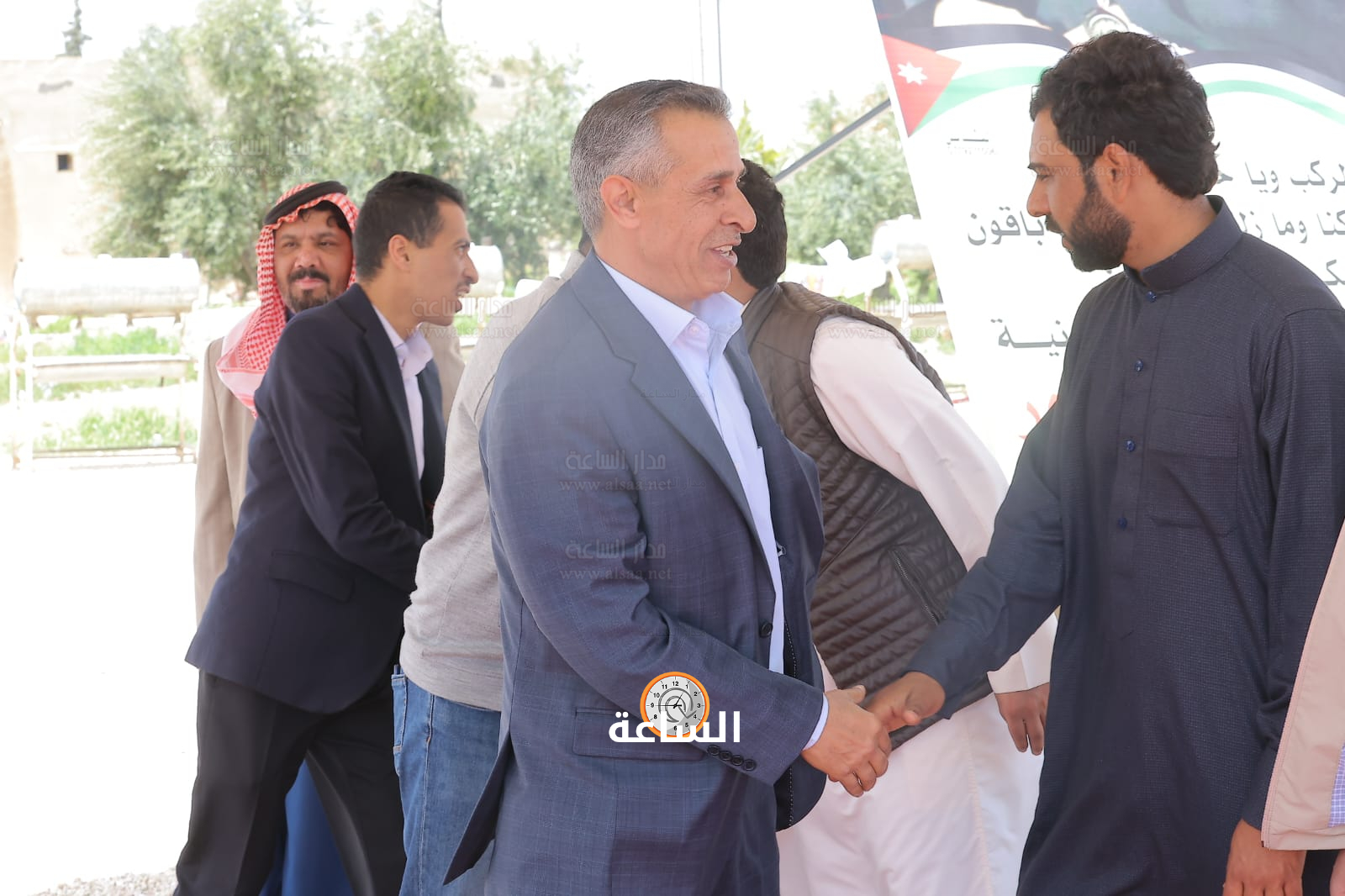 Madar Al-Saa Images 0.3500502664663677