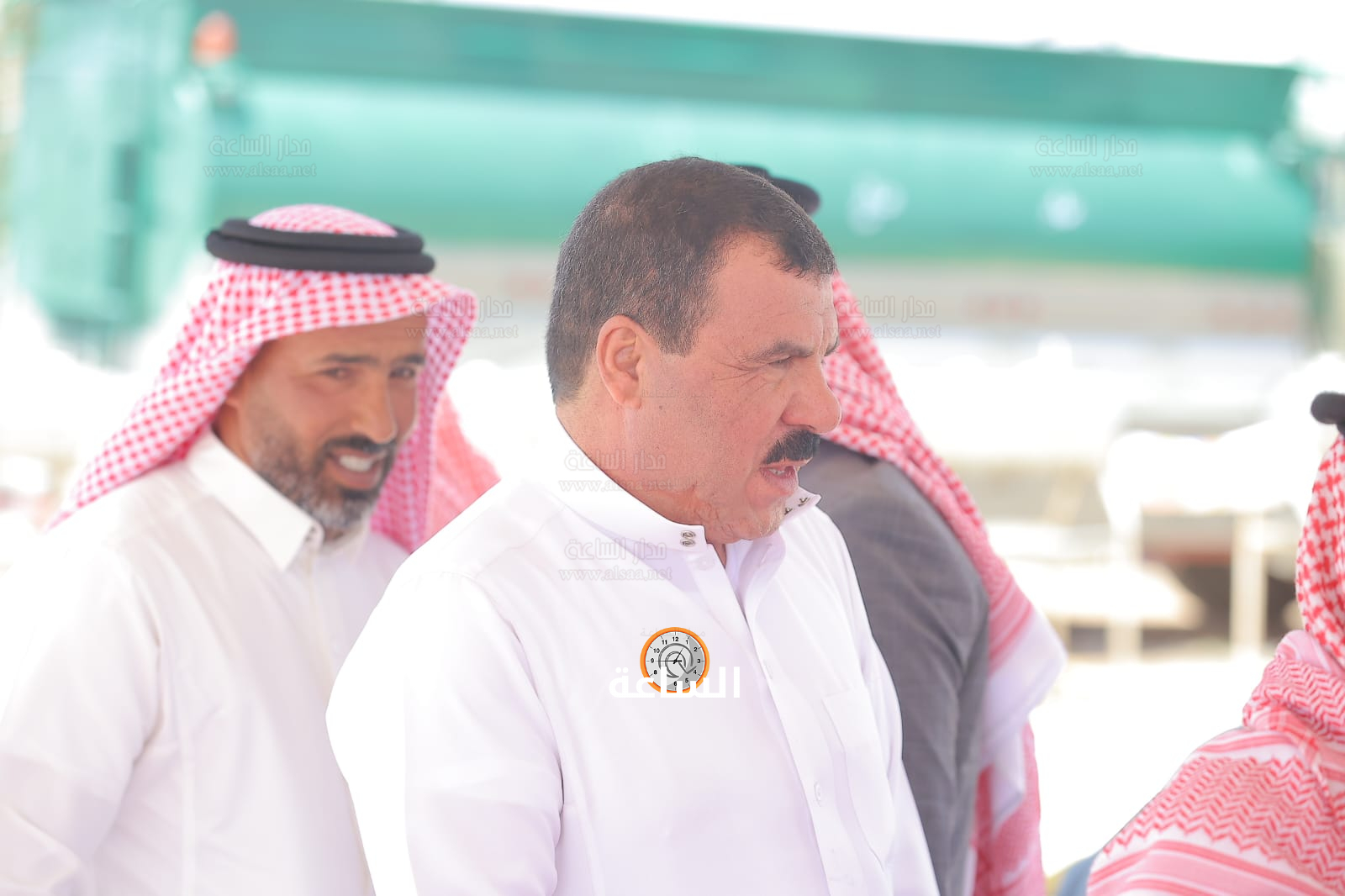 Madar Al-Saa Images 0.1831344491105924