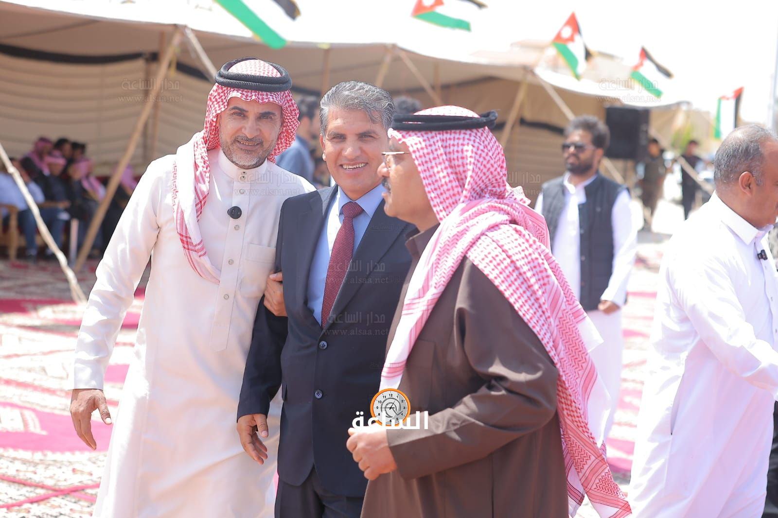 Madar Al-Saa Images 0.9501522521980544