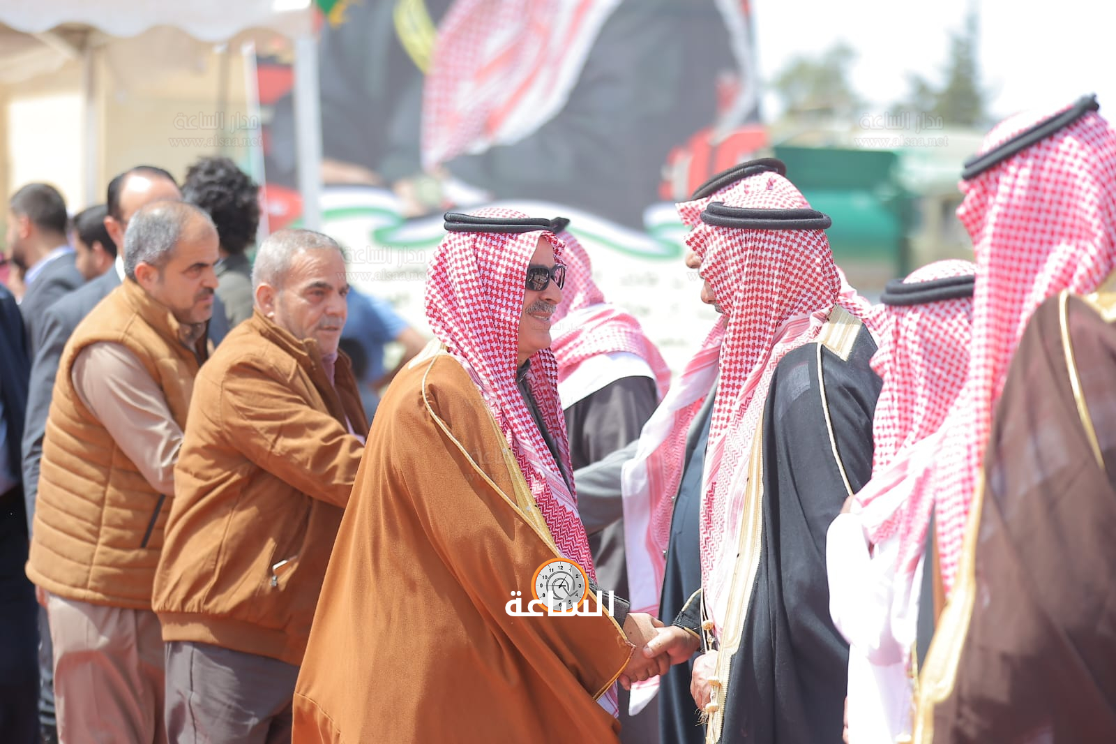 Madar Al-Saa Images 0.7428654337483751