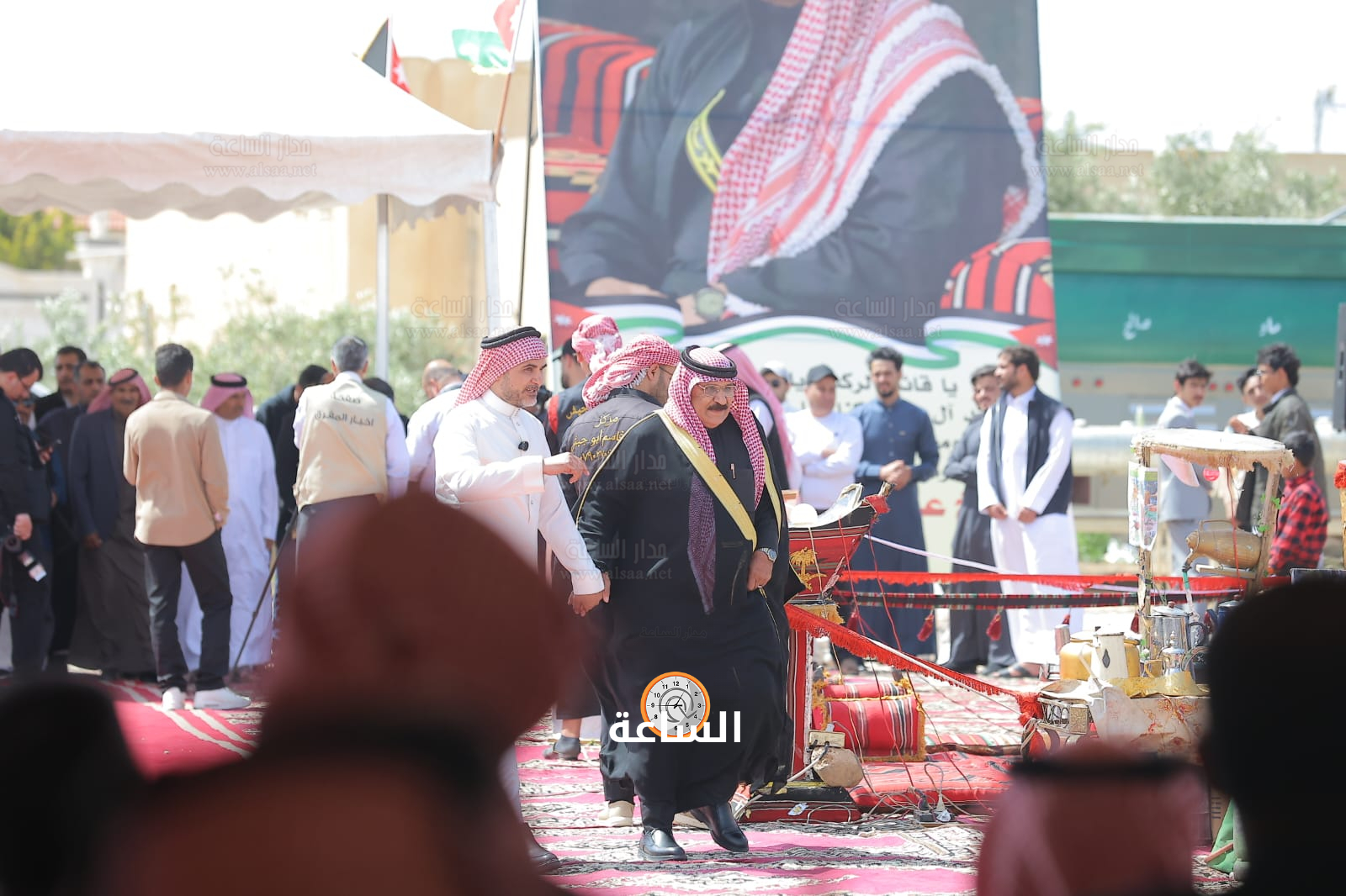 Madar Al-Saa Images 0.8960534332755978