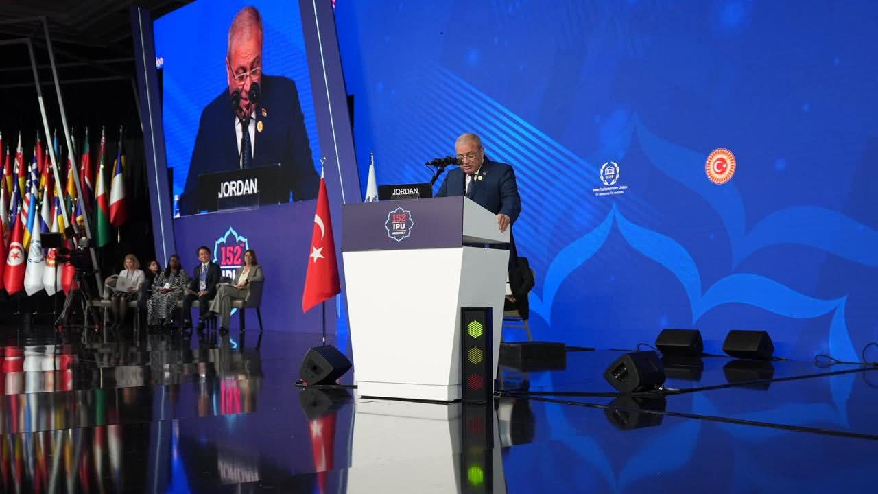 Madar Al-Saa Images 0.853709362491588