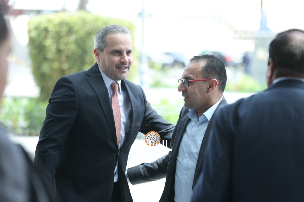 Madar Al-Saa Images 0.1156037776734814