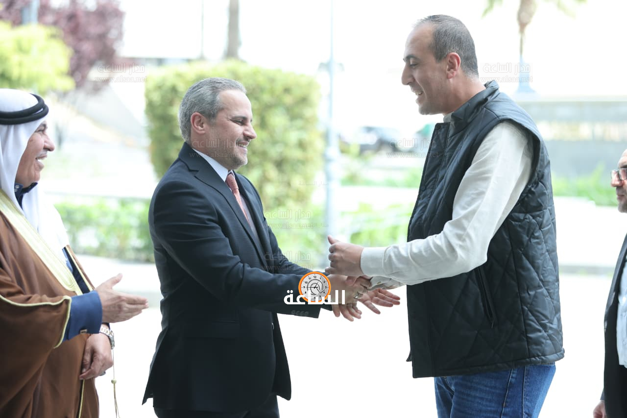 Madar Al-Saa Images 0.6986548297306165