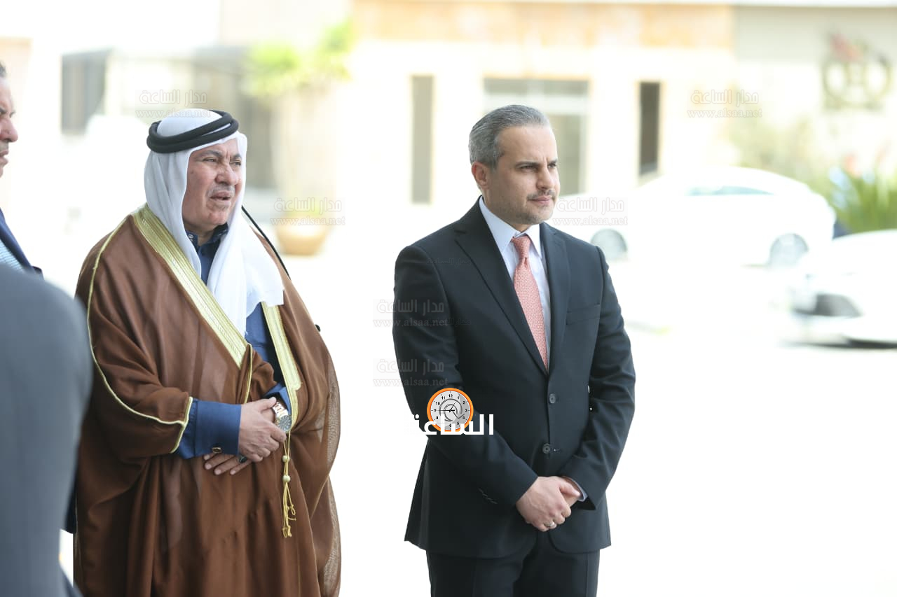 Madar Al-Saa Images 0.008362278990712846