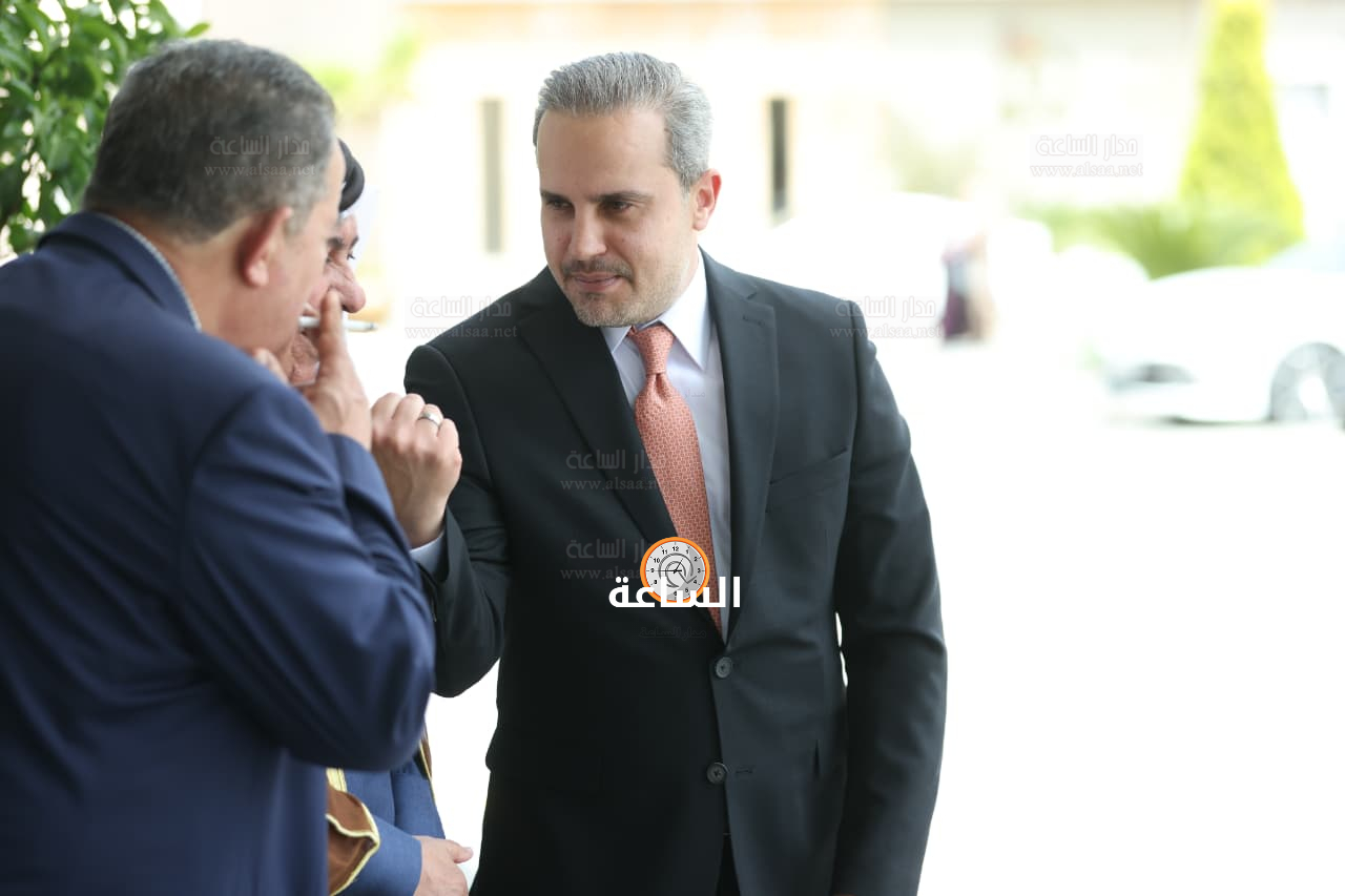 Madar Al-Saa Images 0.058627191677027235