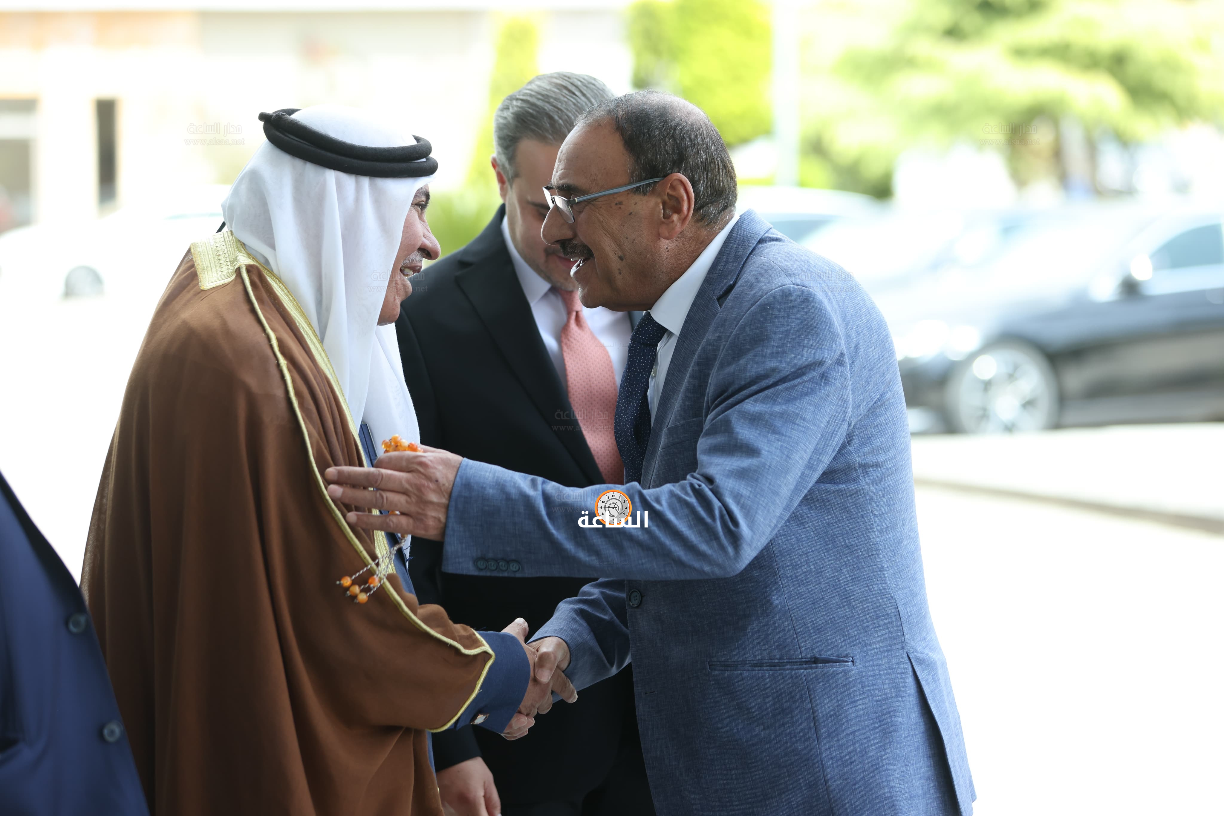 Madar Al-Saa Images 0.9297101140023976